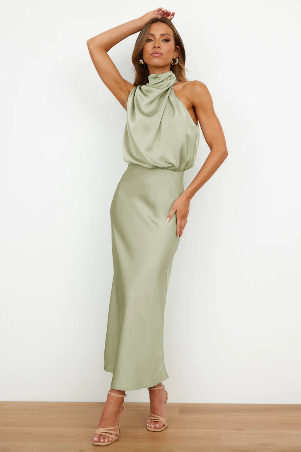 Lydia™ | Abito Lungo con Scollo a V all'Americana