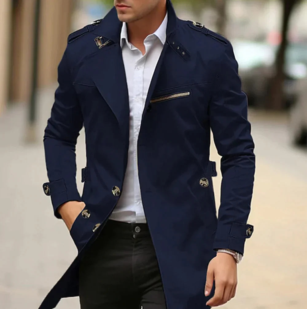 Trench elegante per uomini