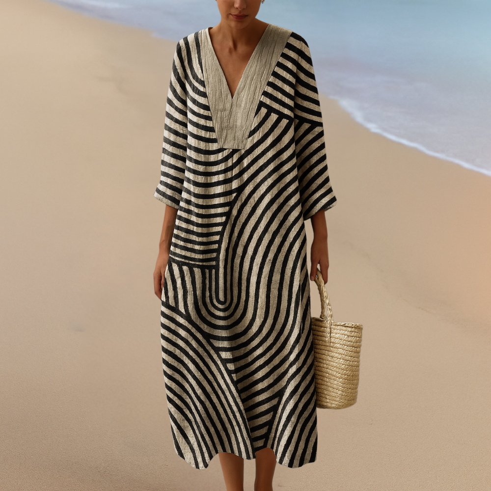 Abito Maxy Monocromatico con Motivo Geometrico – Elegante Flusso in Nero e Beige