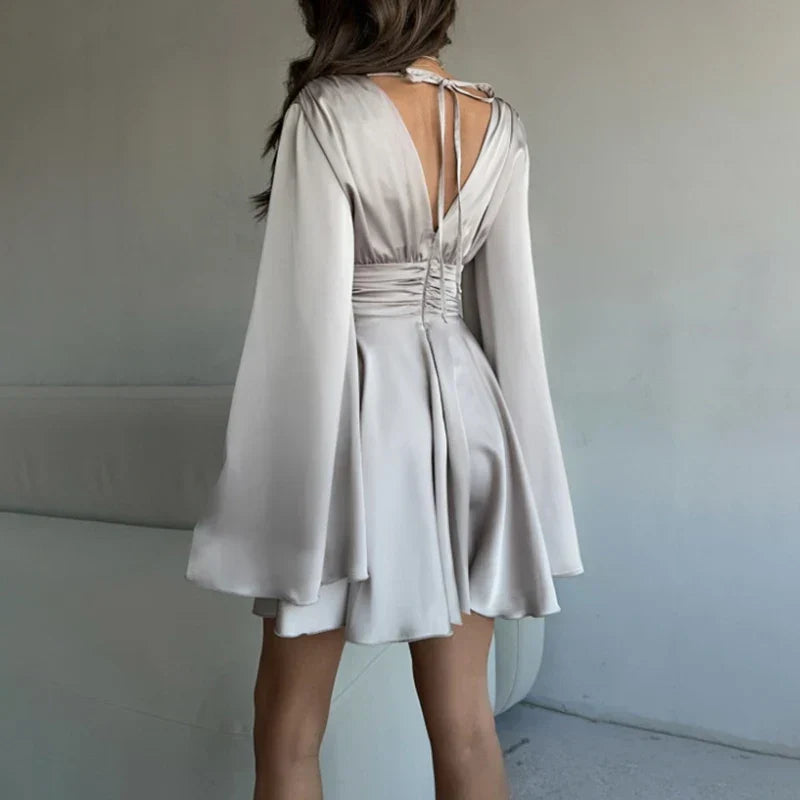 Darla™ | Abito In Raso Con Maniche Voluminose