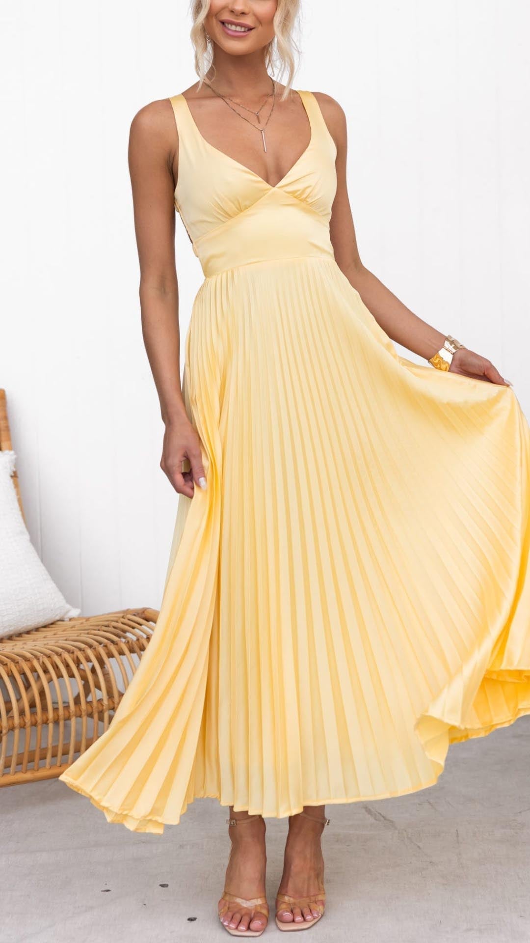 Alva™ | Abito Midi con Plissettature e Scollatura a V