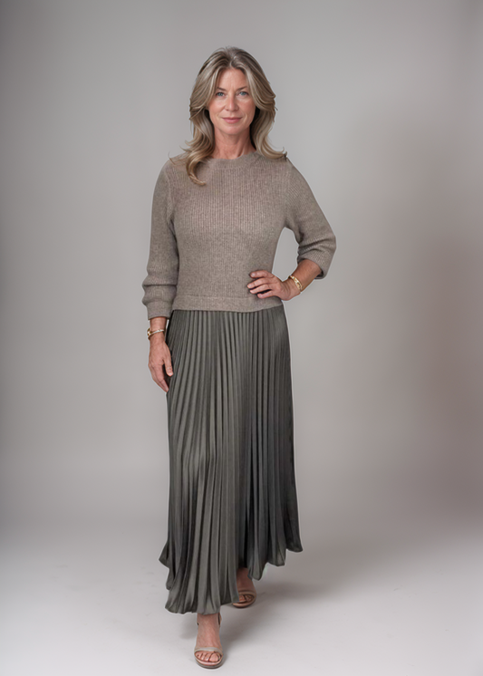 Clara™ | Set Chic di Pullover e Gonna Plissettata