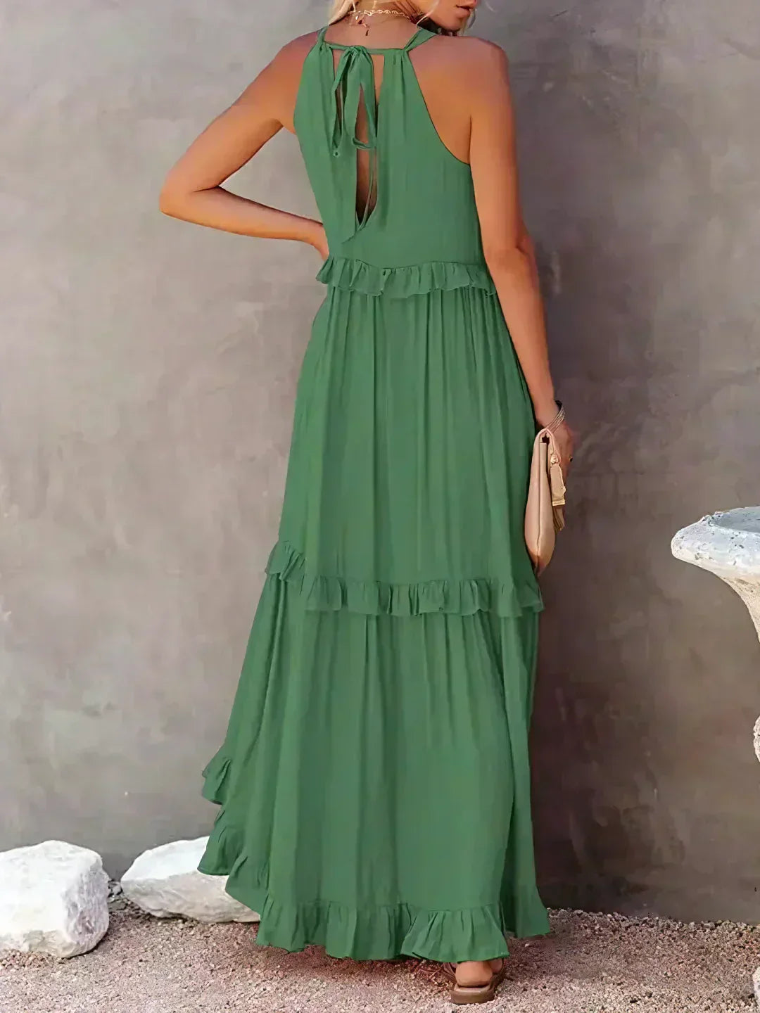 Delilah - Abito Elegante con Collo All'Americana e Rouches