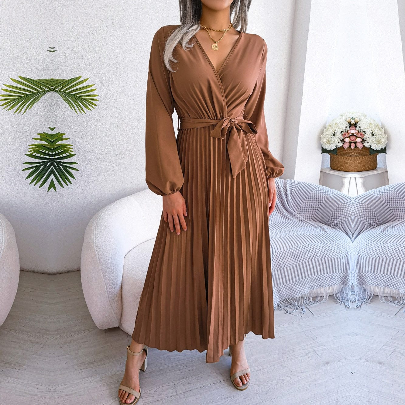 Zoë™ | Maxi Abito Marrone con Scollatura a V Stile Boho per Occasioni Festive