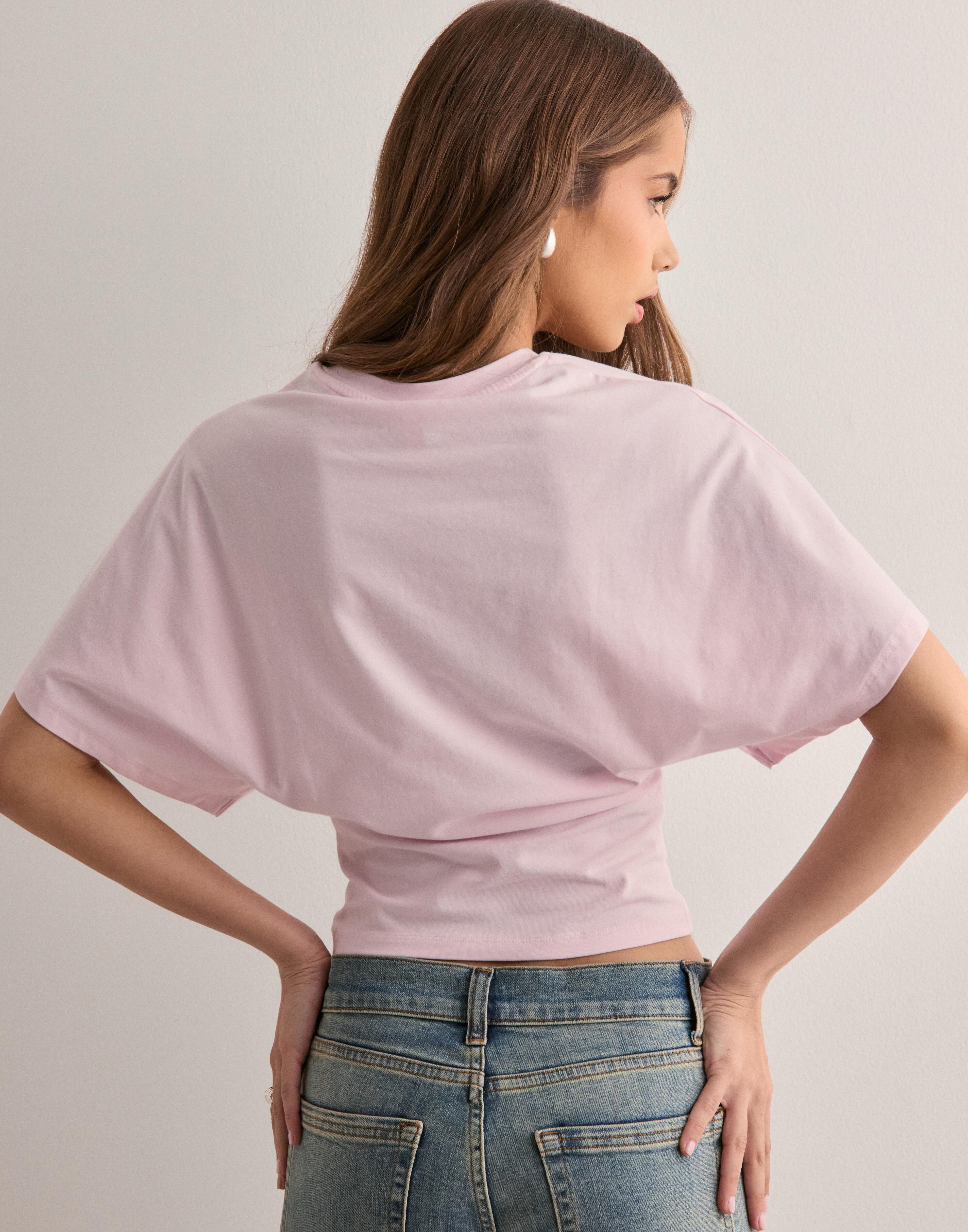 MURIEL | T-SHIRT ICONA CON MANICHE AMPIE